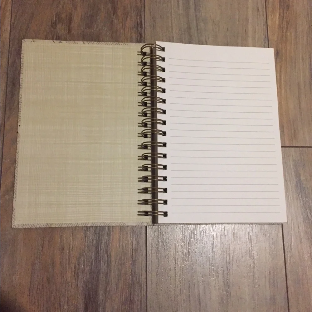 Notebook - Picture 4 of 5